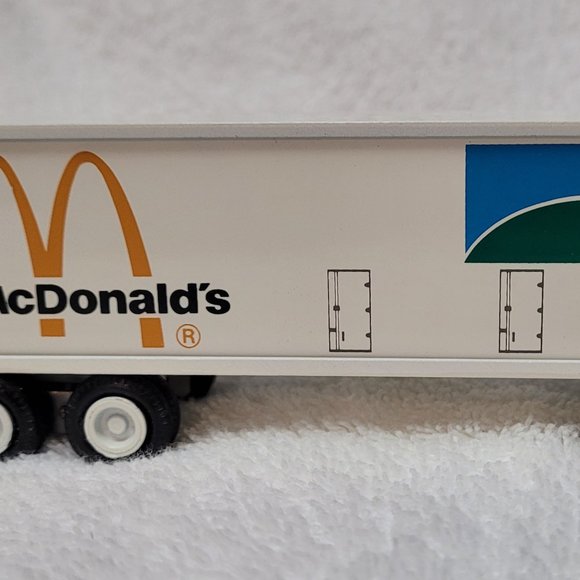 McDonald's Vintage Diecast Model Truck - Picture 6 of 14